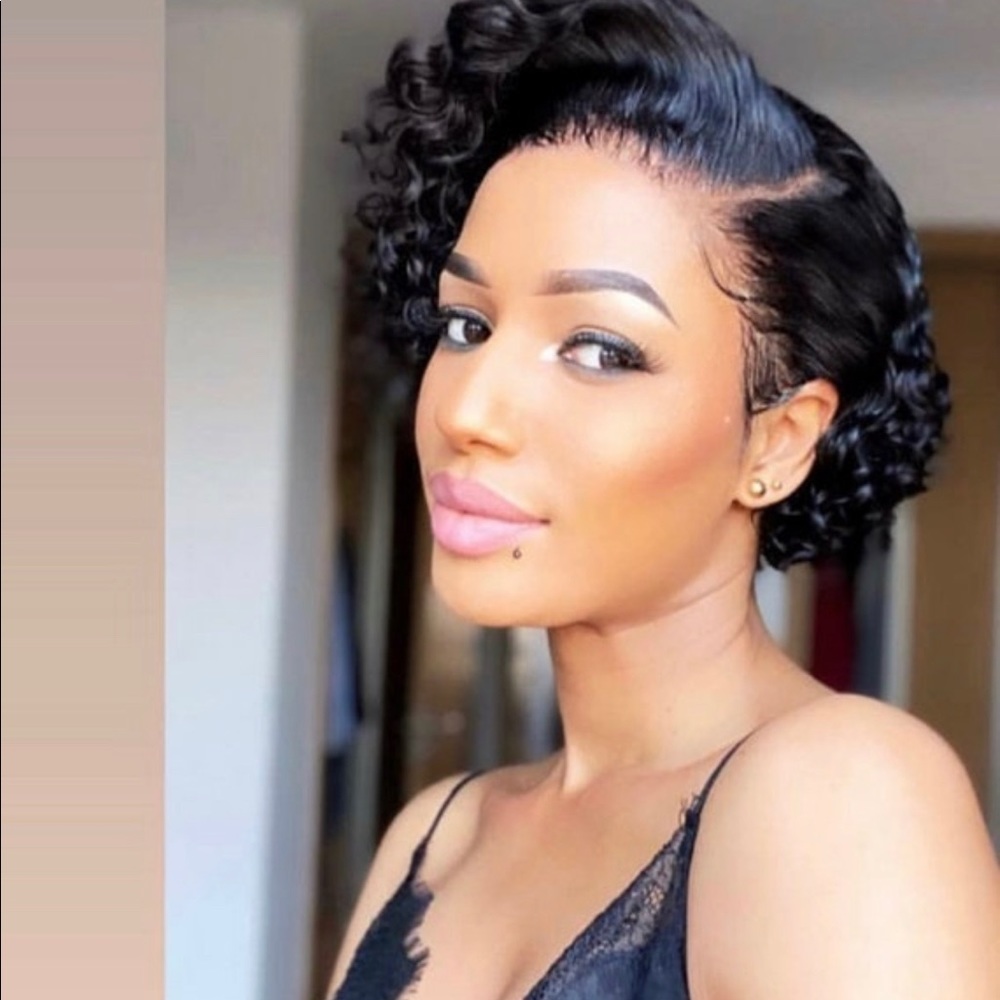 Short style wig